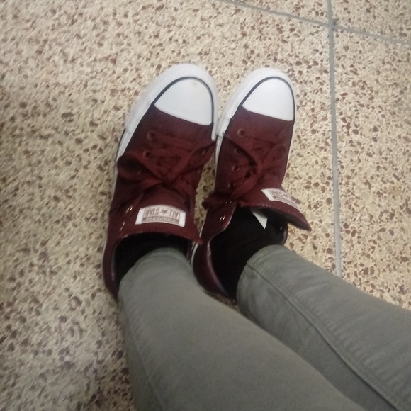 Converse - Picture 4 of 4